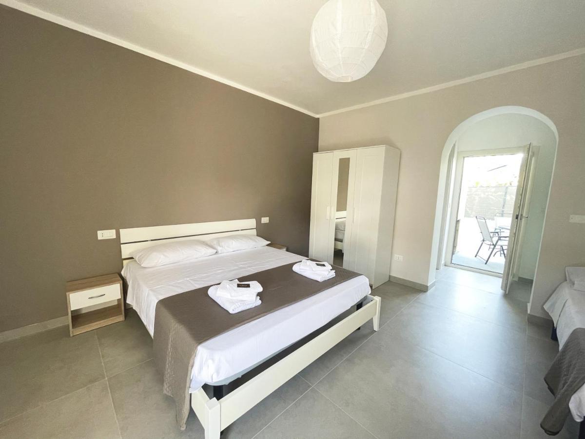 B&B Il Tirreno Cipollina Екстер'єр фото