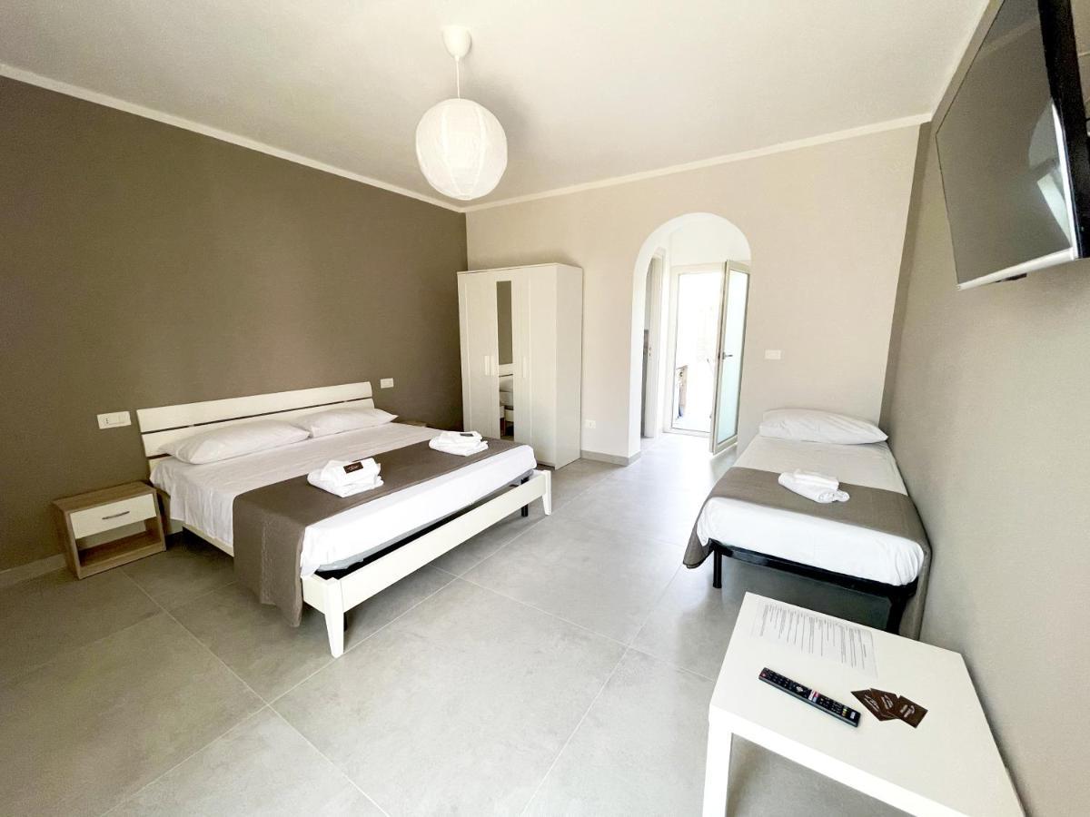 B&B Il Tirreno Cipollina Екстер'єр фото
