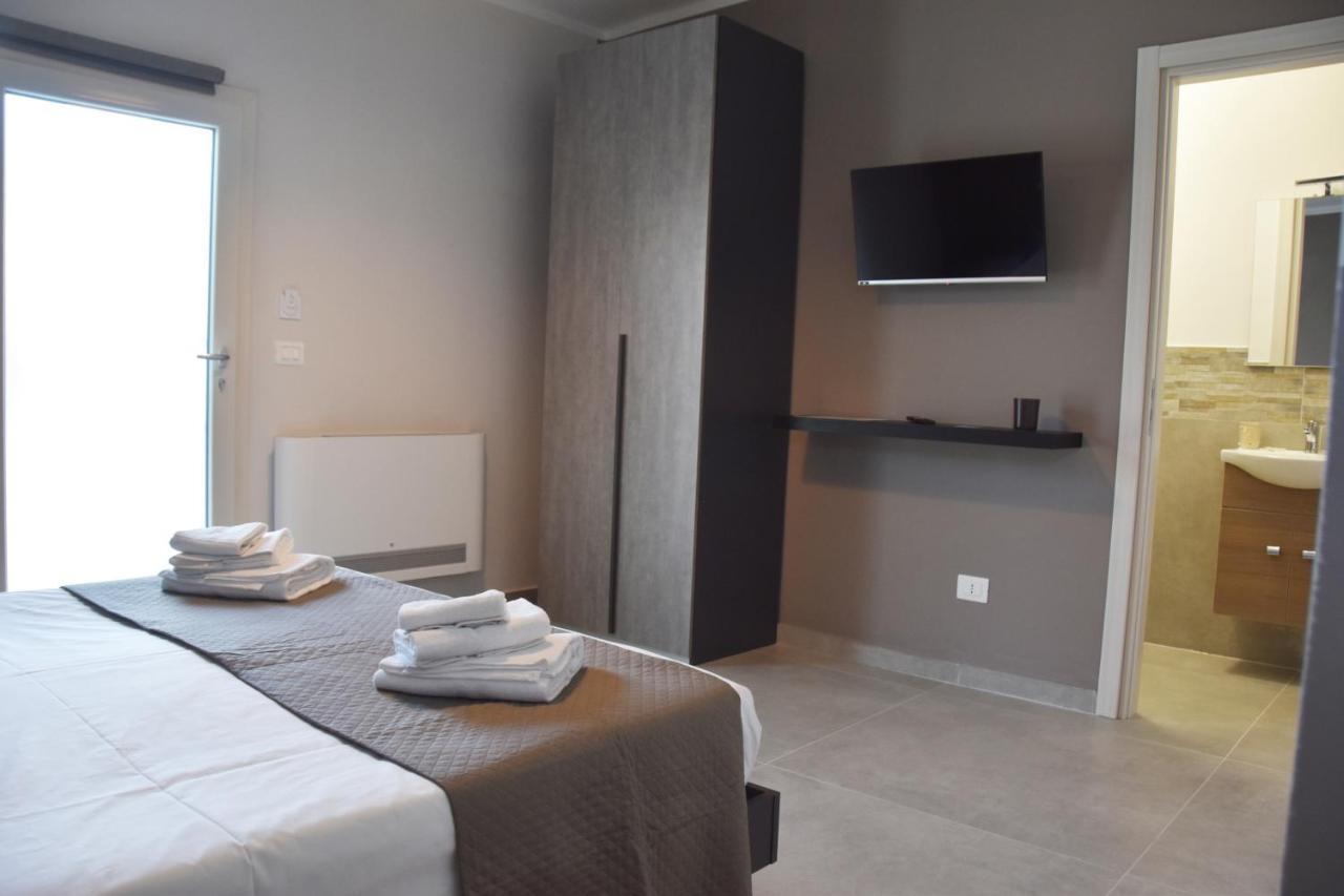 B&B Il Tirreno Cipollina Екстер'єр фото