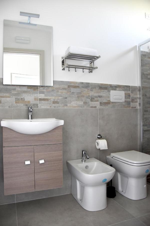 B&B Il Tirreno Cipollina Екстер'єр фото