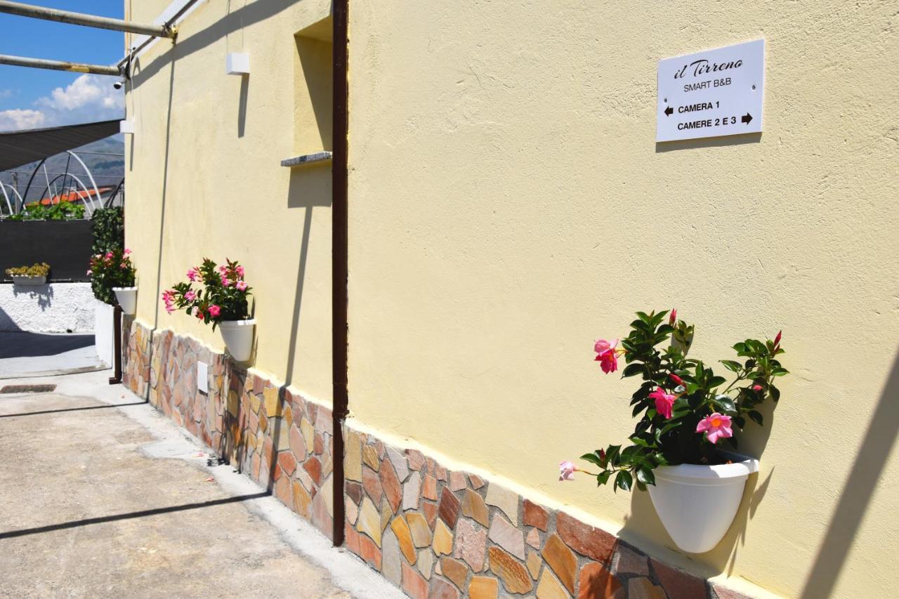 B&B Il Tirreno Cipollina Екстер'єр фото