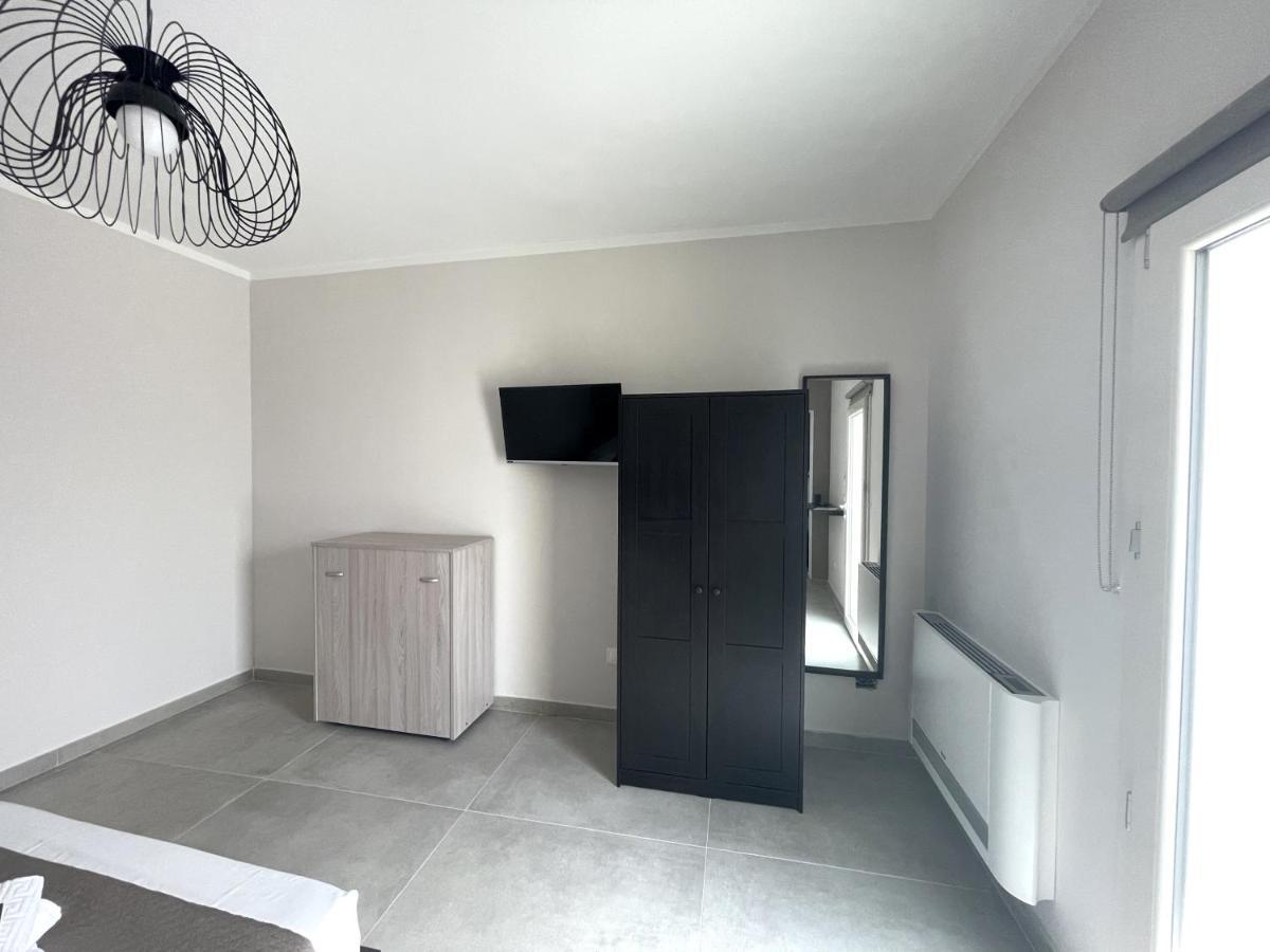 B&B Il Tirreno Cipollina Екстер'єр фото