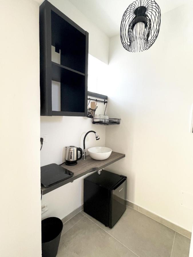 B&B Il Tirreno Cipollina Екстер'єр фото